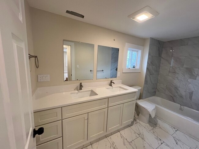 Building Photo - 11 Latin Rd