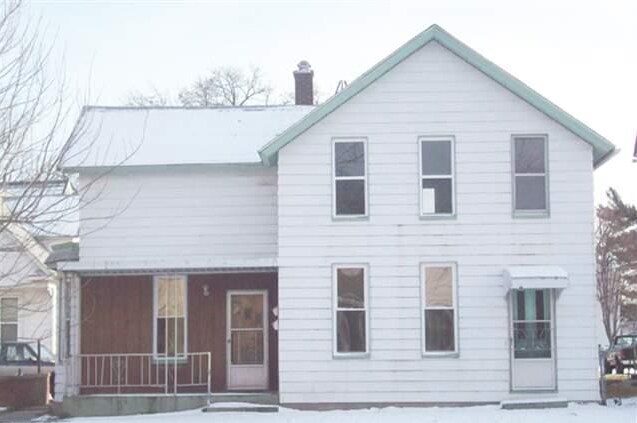Building Photo - 2201 W 2nd St