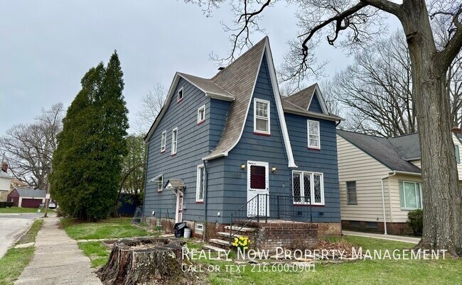 Foto del edificio - 1122 Plainfield Rd