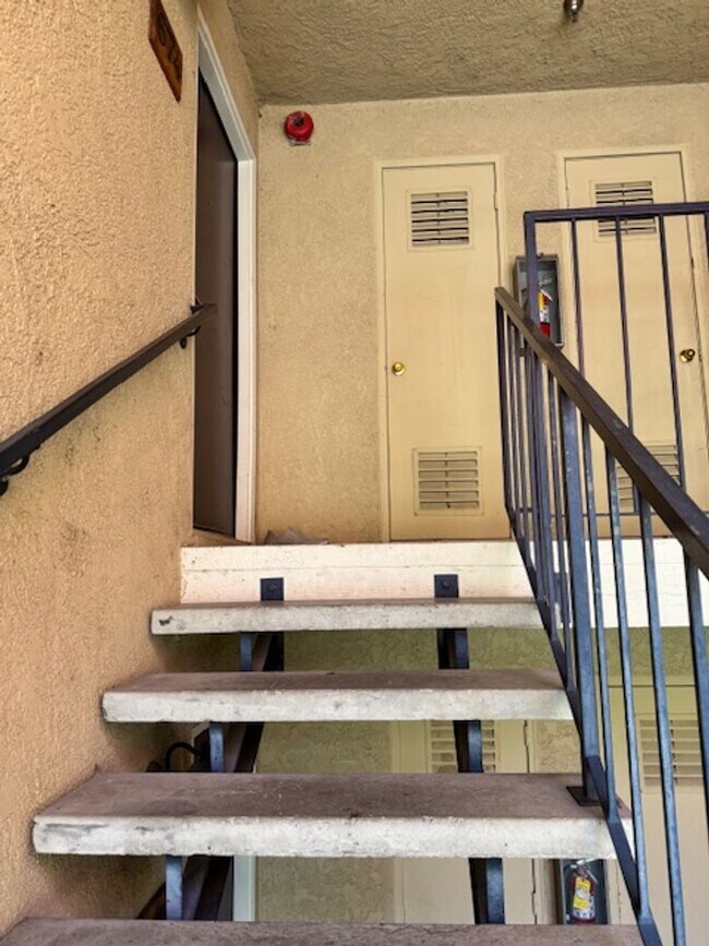 Foto del edificio - Now leasing beautiful one bedroom home!