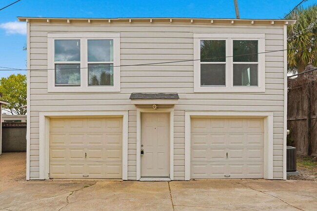 Building Photo - 612 W Alabama St