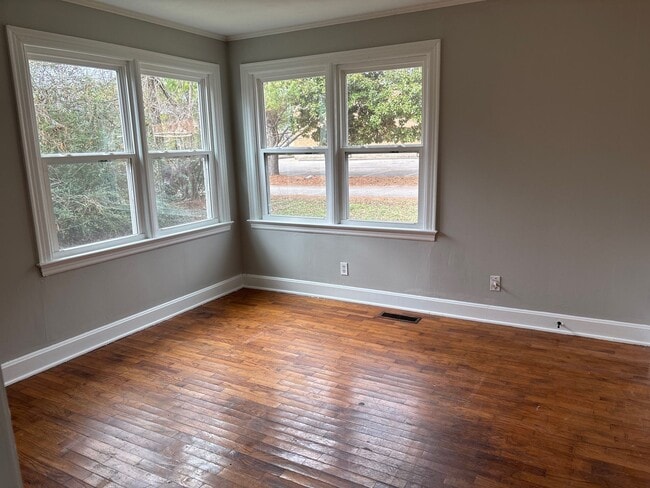 Foto del edificio - 1114 Warren St