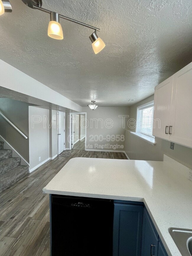 Foto del edificio - 1820 N 285 W