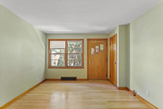 Foto del edificio - 2225 Winnebago St