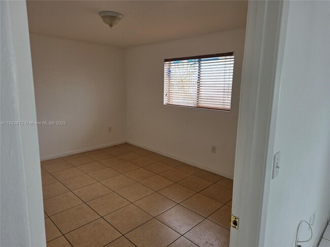 Building Photo - 6060 W 21st Ct