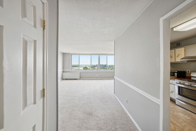 Foto del edificio - 11801 Rockville Pike