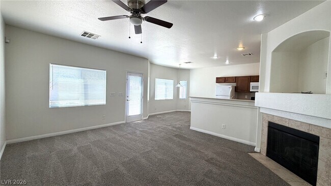 Foto del edificio - 8493 Gardena Hills Ave