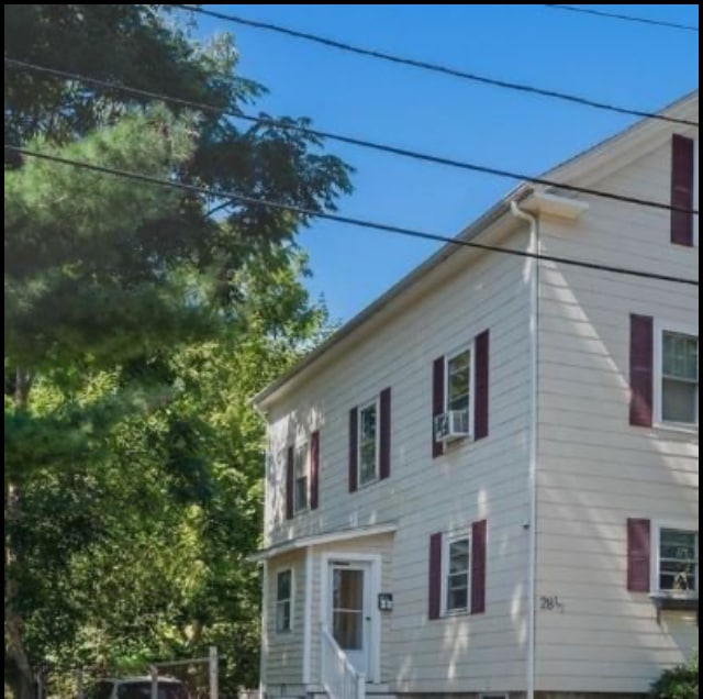 Photo - 28 1/2 Grove St Apartment