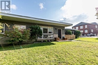 Building Photo - 22 Centre St