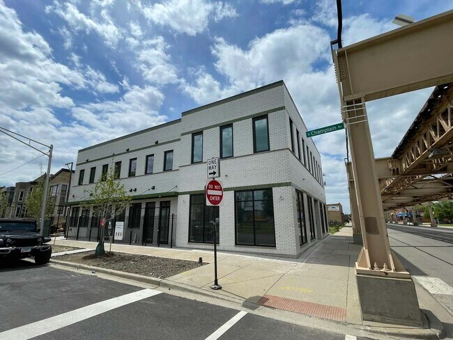 Foto del edificio - 6302 S Champlain Ave