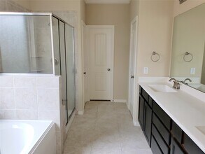 Building Photo - 8818 Cornina Dr