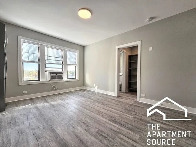 Building Photo - 373 Hazel Ave