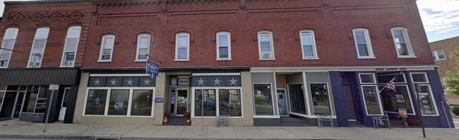 Building Photo - 147 S Main St