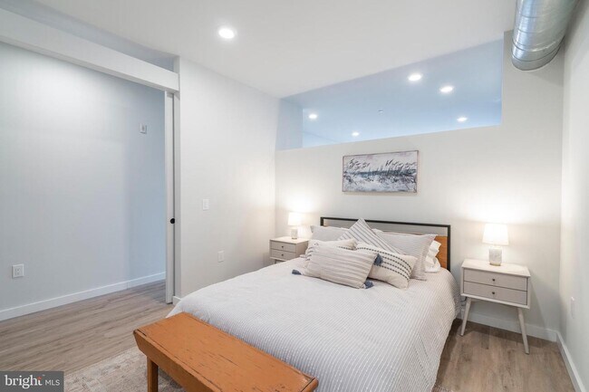 Foto del edificio - 2120 E York St