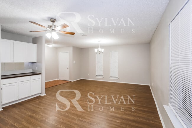 Photo - Life Just Got Better! House