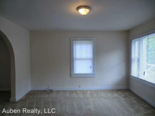 Building Photo - 1024 8th Ave