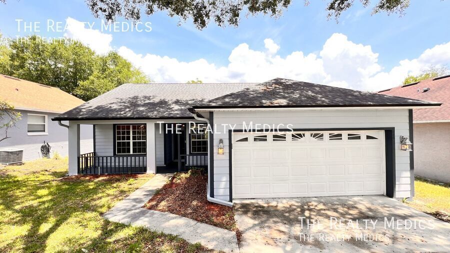Primary Photo - 949 Dekleva Dr