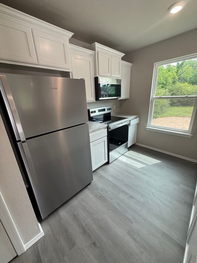 Foto del edificio - 1801 Wirsing Ave