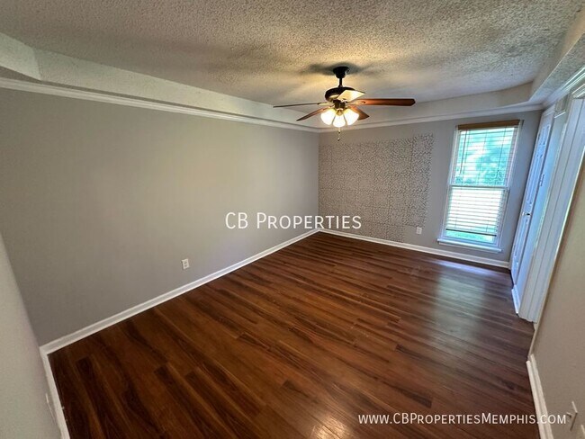 Building Photo - 6496 Frosty Leaf Dr