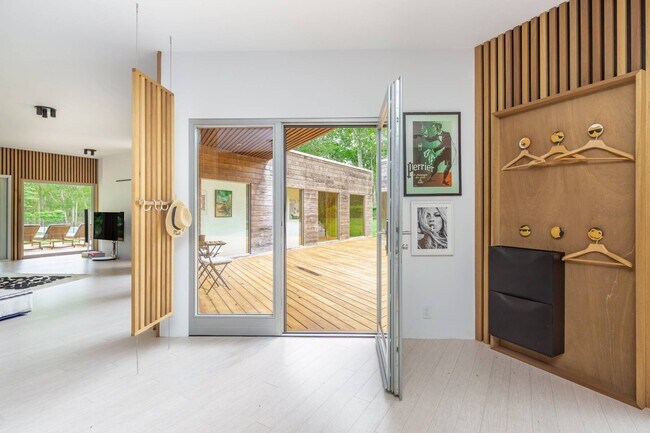 Foto del edificio - 54 Copeces Ln