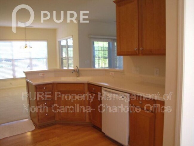 Building Photo - 29008 Eagle Ln