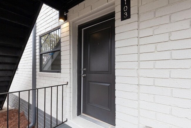 Foto del edificio - 396 Linden Ave NE