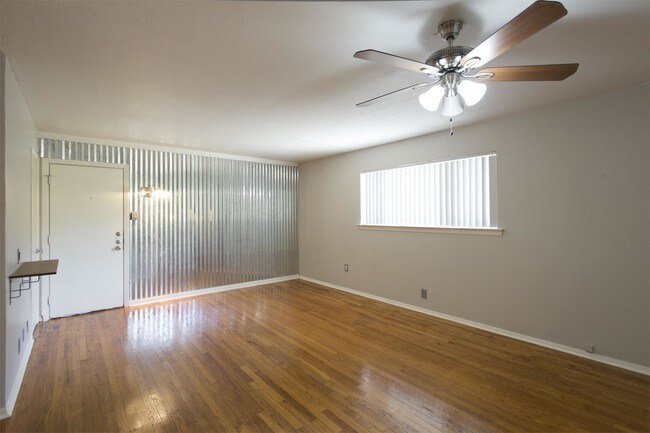 Foto del edificio - 804 N Locust St