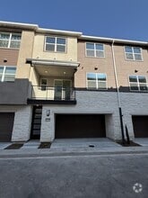 Building Photo - 3518 Indigo Privado