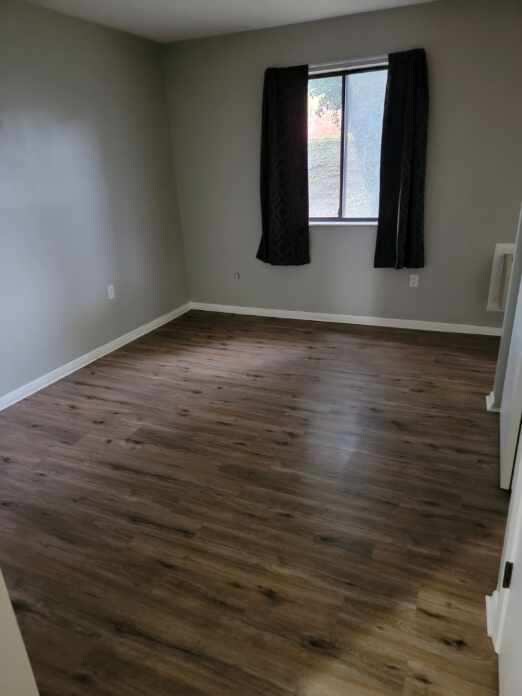 Foto principal - 1216 E Dorothy Ln