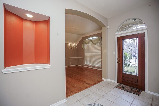 Foto del edificio - 9914 Clear Meadow Ln