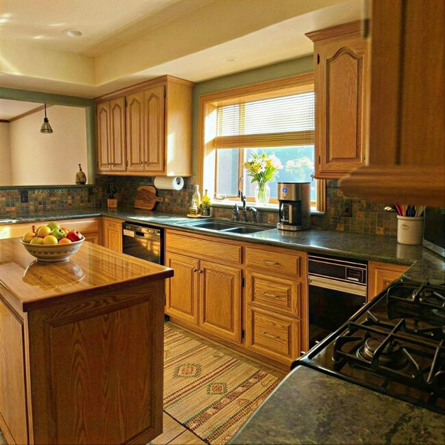 Foto del edificio - 21902 San Miguel St