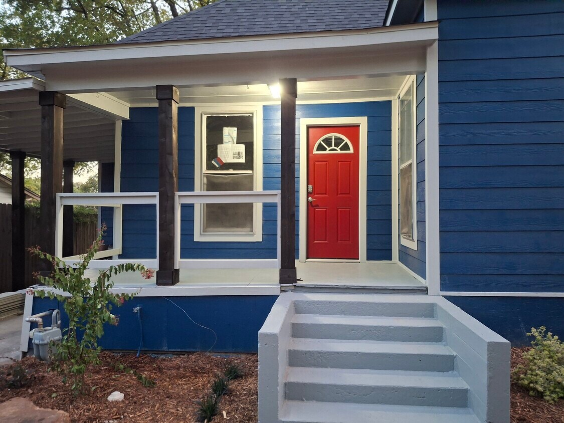 Foto principal - 430 E Woodard St