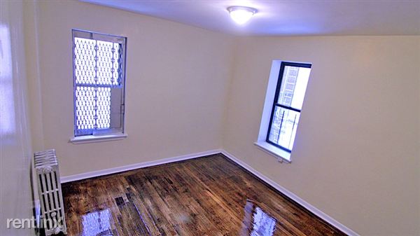 Primary Photo - 1054 Walton Ave