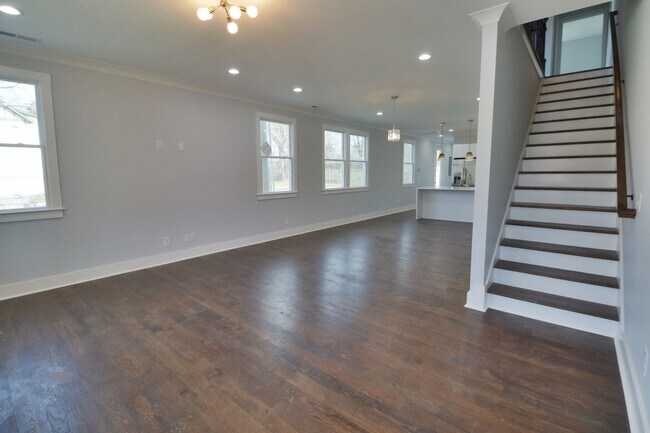 Foto del edificio - 628 Shelby Ave