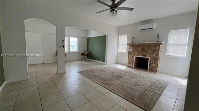 Foto del edificio - 113 NW 35th St