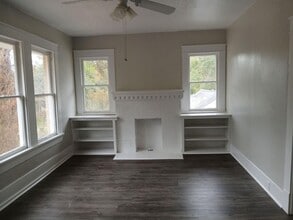 Building Photo - 127 Herndon St