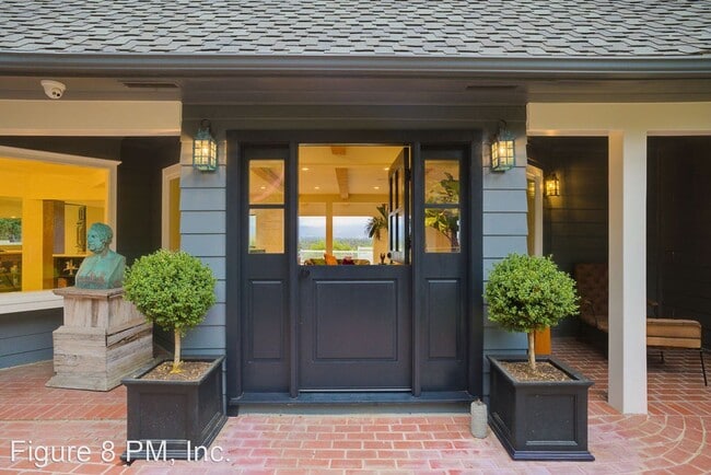 Building Photo - 6 br, 5 bath House - 13151 Cheltenham Dr