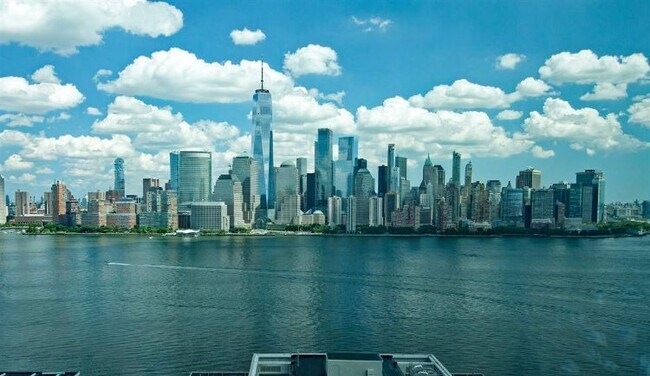 Foto del edificio - 77 Hudson St