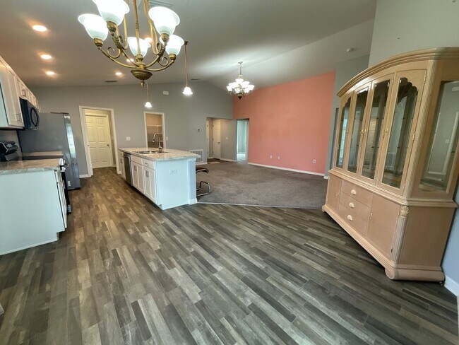 Foto del edificio - 5547 SE 91st Pl