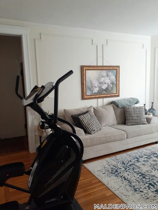 Foto del edificio - 90 Maple St