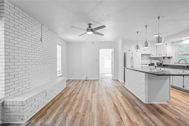 Foto del edificio - 3820 NW 15 Ave