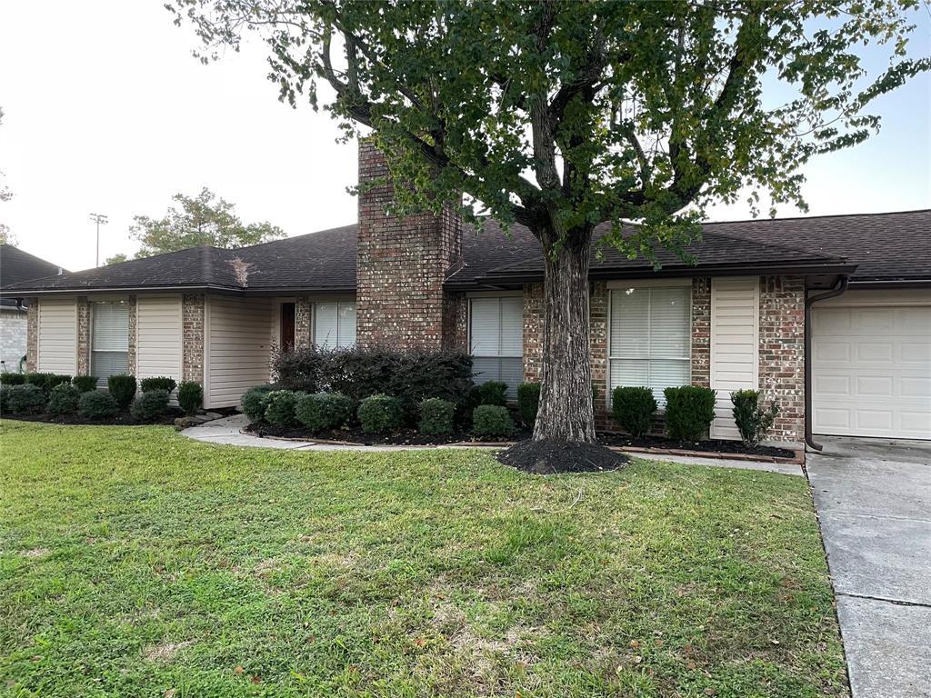 Primary Photo - 1103 W Castlewood Ave