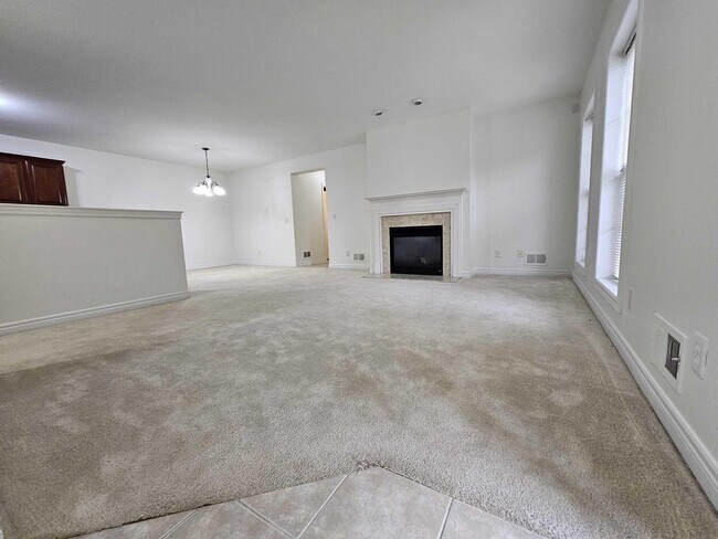 Foto del edificio - 3376 Endsleigh Ln