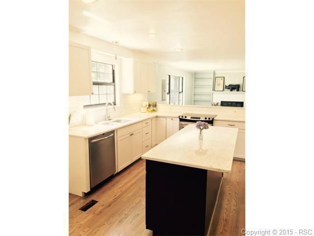 Foto del edificio - 3307 Springridge Cir