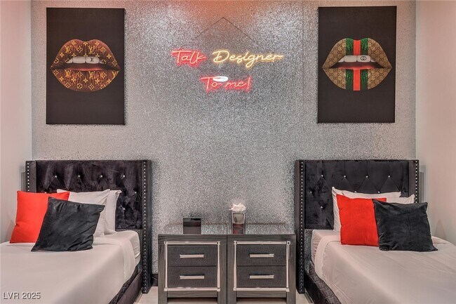 Foto del edificio - 282 E Maulding Ave