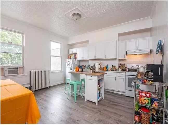Kitchen #1 - 228 69th St
