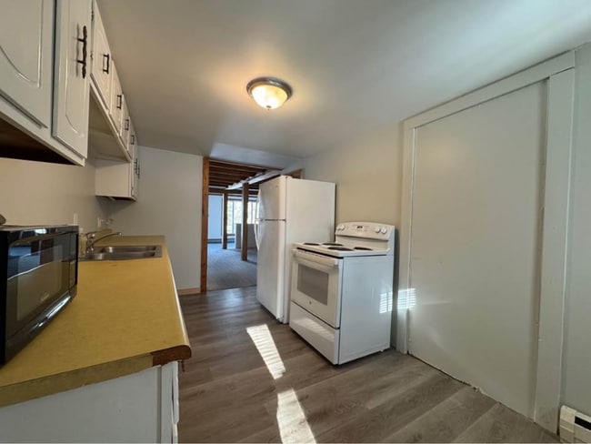 Foto del edificio - 202 Cambell Shore Rd