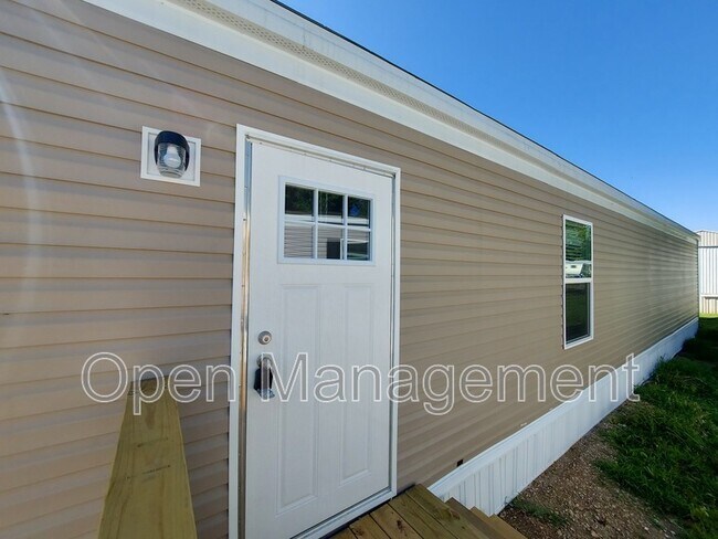 Building Photo - 7534 US-60