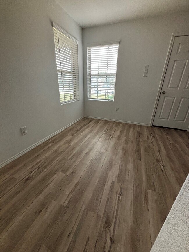 Foto del edificio - 8622 Bar Hbr Dr