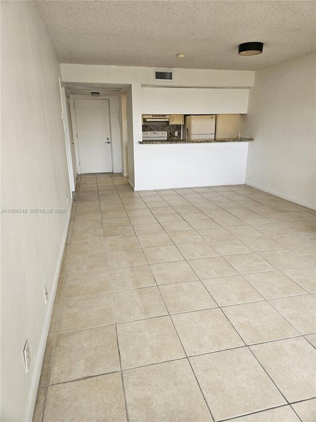 Foto del edificio - 8180 Geneva Ct